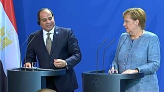 Merkel pide reformas económicas en África