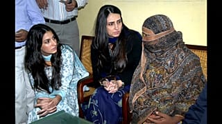 Pakistan Yüksek Mahkemesi'nden İslam'a hakaret davasına beraat kararı