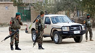 25 قتيلاً بينهم جنرال كبير في تحطم هليكوبتر عسكرية أفغانية