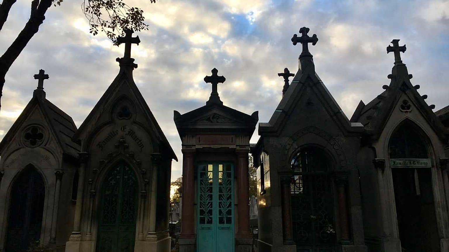 ¿Y si Drácula estuviera enterrado en París?