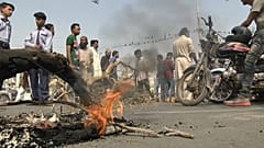 Pakistan'da İslam'a hakaret davasında çıkan karara tepkiler büyüyor 