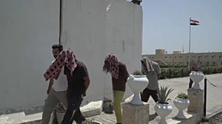الولايات المتحدة تنقل محتجزي داعش من سوريا إلى العراق وفق هيومن رايتس ووتش