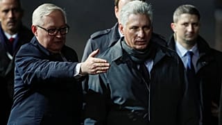 Σε Ρωσία και Κίνα «κλείνει το μάτι» η Κούβα