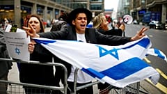 UK Police open antisemitism inquiry into Labour members
