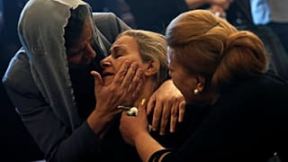 Christians in Egypt prepare to bury dead a day after attack