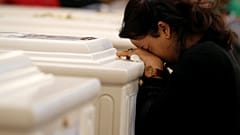 Familiar de vítimas de ataque do Daesh no Egito