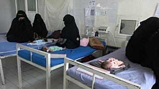 أكثر من 20 ألف نازح جديد شمال اليمن بسبب القتال وسط تردي الوضع الصحي والإنساني