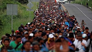 Hétezer amerikai katona a mexikói határon