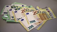 Συνεδριάζει το Eurogroup - Στο περιθώριό του οι περικοπές στις συντάξεις