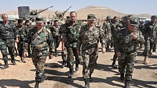 القضاء الفرنسي يصدر مذكرات اعتقال دولية بحق ثلاثة مسؤولين كبار في النظام السوري  