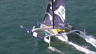 Alex Thomson al comando della Route du Rhum