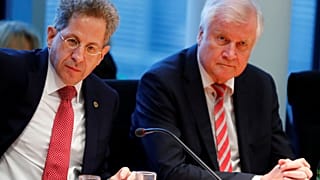 "Ein Stück menschlich enttäuscht": Seehofer versetzt Maaßen in einstweiligen Ruhestand