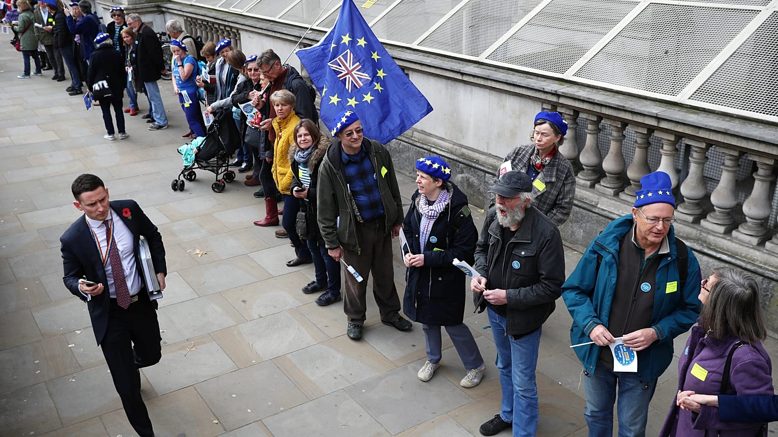 İrlanda Brexit’in sınır maddesini İngiltere’nin tek taraflı feshine karşı