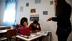 ΔΟΜ για προσφυγόπουλα: «Το σχολείο οδηγεί στην κοινωνική ενσωμάτωση» 