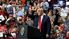 Norte-americanos votam em teste a Donald Trump