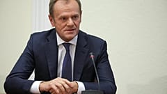 Donald Tusk no ve factible el plan de Chequers de Theresa May