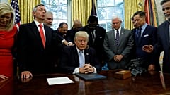 Trump, Beyaz Saray'da evanjelist liderlerle