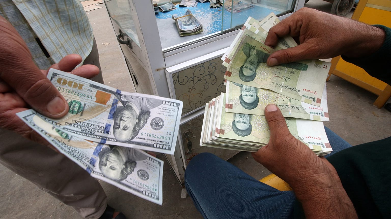 Кто попал под санкции против Ирана?
