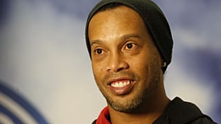 Ronaldinho è in bolletta
