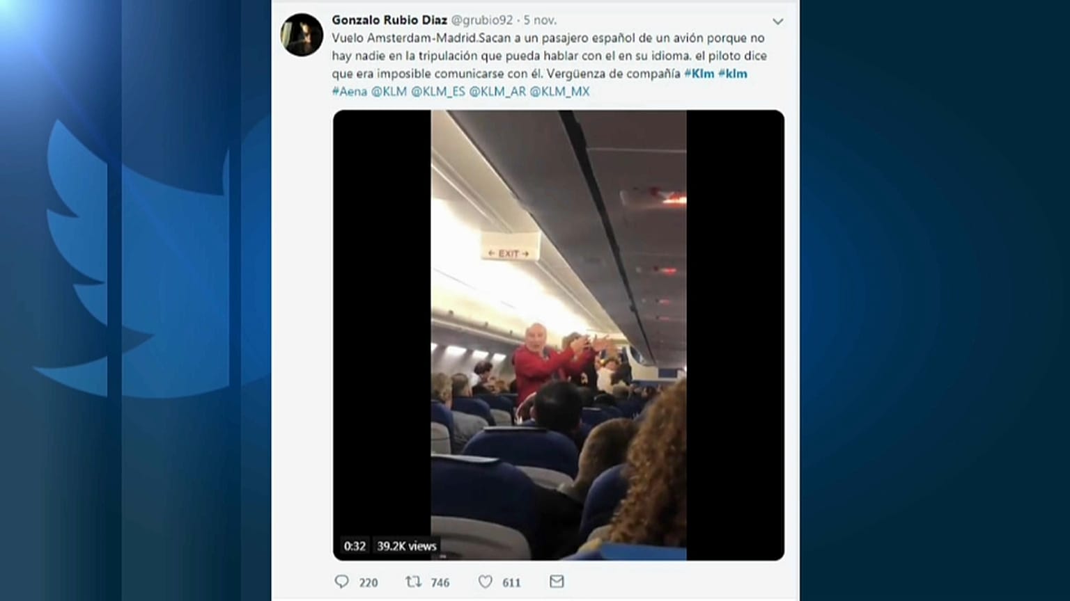 Expulsan de un avión a una pareja de ancianos españoles 