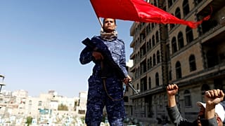 یمن؛ اوجگیری نبردها در حدیده و تاکید حوثی ها بر تسلیم ناپذیری