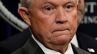 Trump fuerza la salida del fiscal general Jeff Sessions