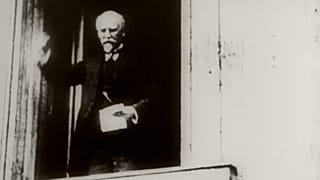 9. November 1918, Berlin: Philipp Scheidemann ruft die Republik aus 