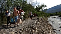 Ekonomik krizin etkisiyle 3 milyon Venezuelalı ülkeyi terk etti