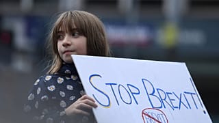 Οδοιπορικό του euronews στα ιρλανδικά σύνορα ενόψει Brexit