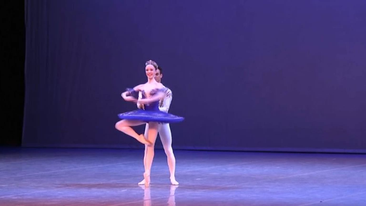 Watch: Cuban ballet dancers return to island after exile 