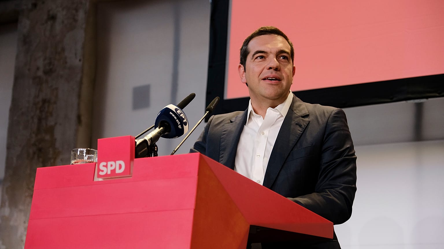 Αλέξης Τσίπρας: «Σκεφτόμαστε σε κάθε μας βήμα για ποιους παλεύουμε»