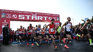 Vodafone 40. İstanbul Maratonu'nda Kenyalı atletler kadınlar ve erkekler kategorisinde rekor kırdı