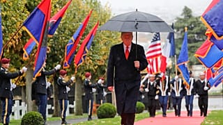 Donald Trump Paris'te