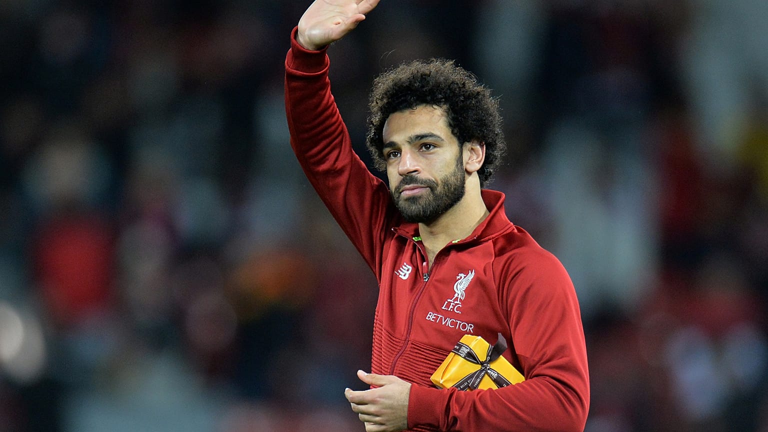 جمهور محمد صلاح يطالبه بحذف صورة له على انستغرام  