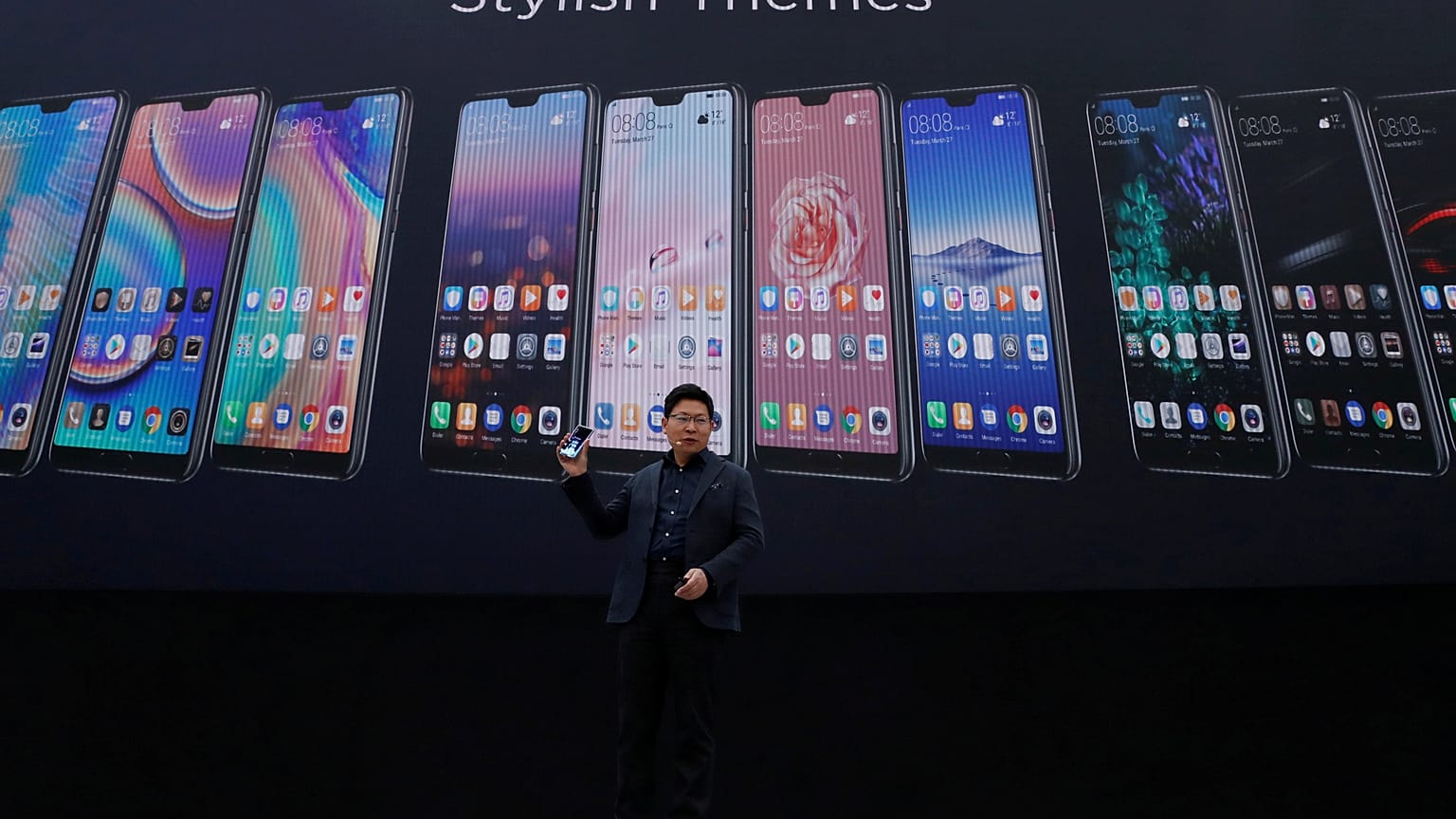 Akıllı telefon piyasası doyum noktasına ulaştı: Telefonların sonu yakın mı?