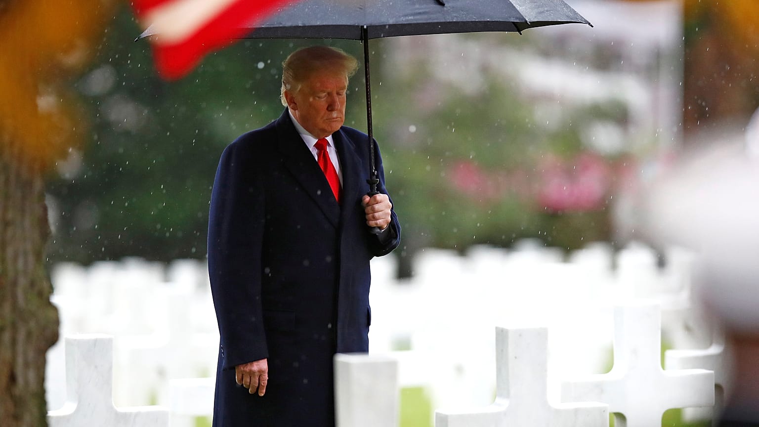 ¿Troleo del Ejército francés a Donald Trump? 
