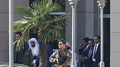 النائب العام السعودي سعود العجب يخرج من القصر العدلي في اسطنبول 30-10-2018