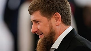 Çeçen lider Kadirov 5 yaşındaki minik sporcuya Mercedes hediye etti