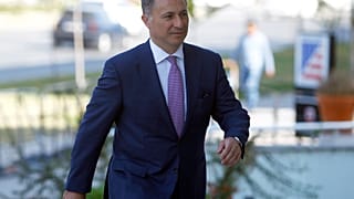 Washington szerint ki kell adni Gruevszkit