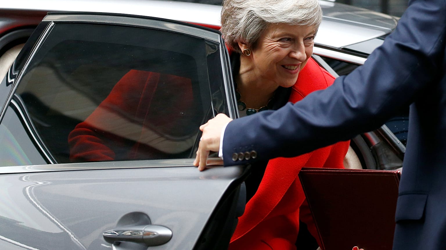Un diputado euroescéptico pide una moción de confianza a May