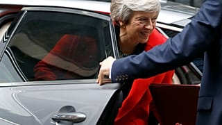 Un diputado euroescéptico pide una moción de confianza a May
