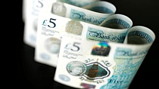 The British Pound weakened against major currency on November 15, 2018.