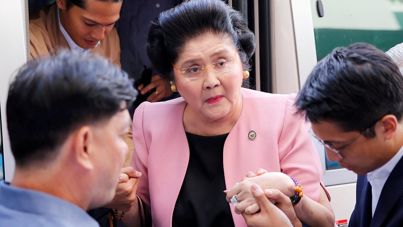 Imelda Marcos queda en libertad