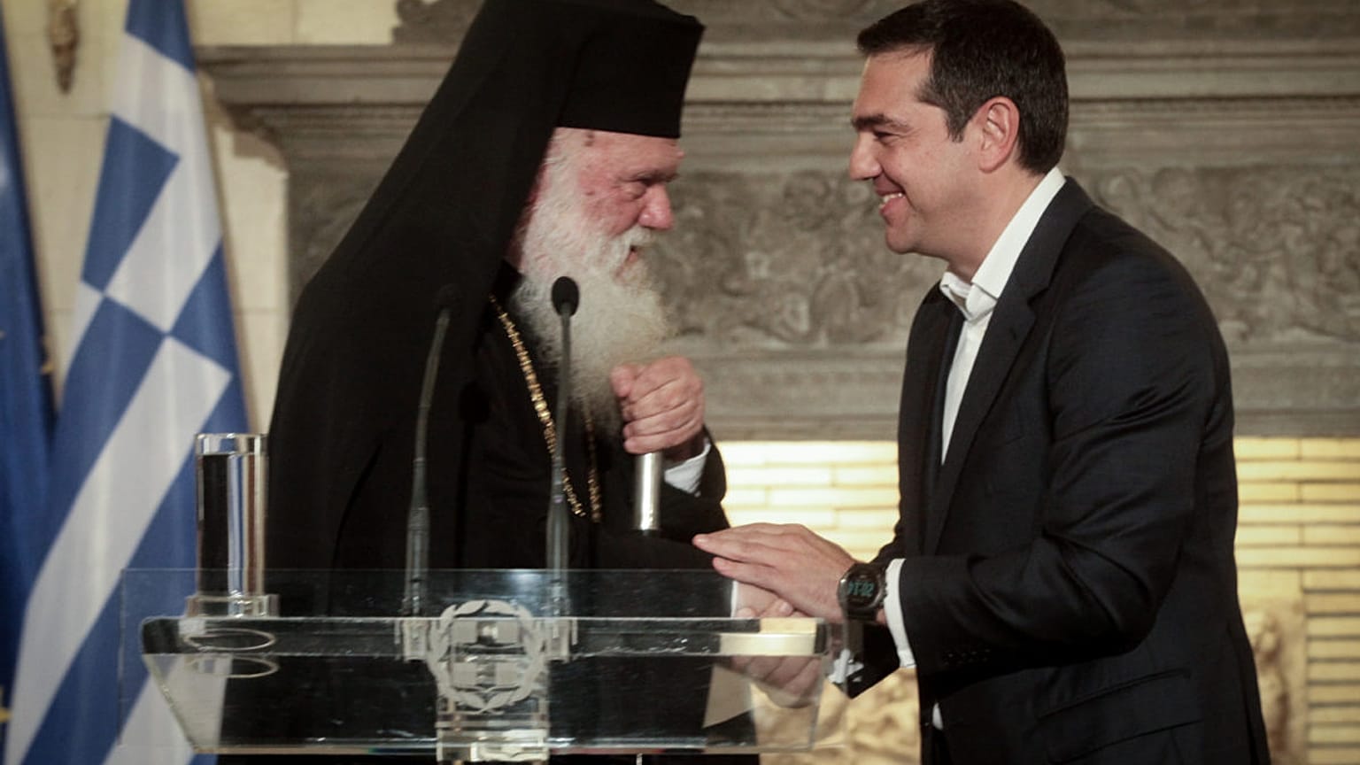 Τσίπρας-Ιερώνυμος: Διατηρούν ανοικτές γέφυρες