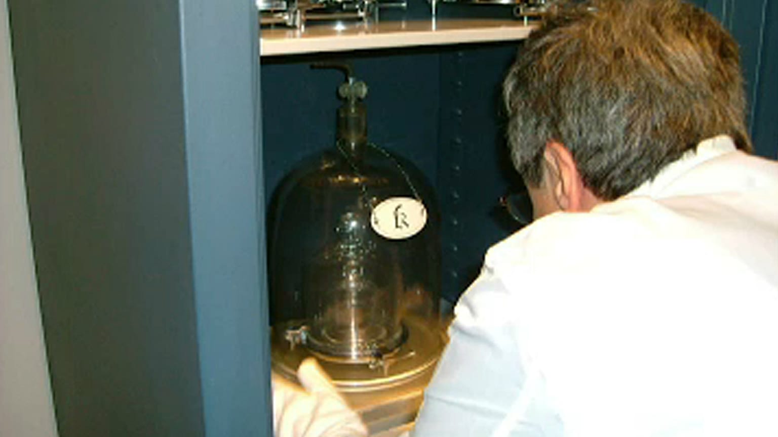 Jövő évtől más lesz a kilogramm