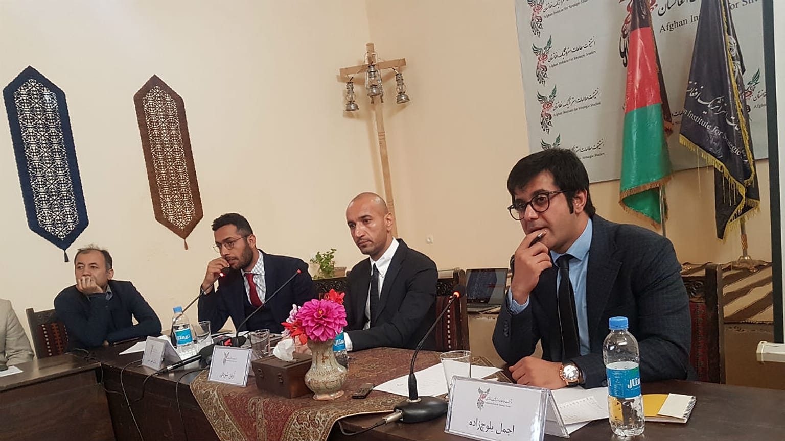 نشست انستیتو مطالعات استراتژیک؛ آیا لشکر فاطمیون با داعش در افغانستان رویارو می‌شود؟