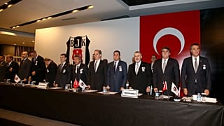 Beşiktaş'ta mali kriz: Borç 2,5 milyar liraya dayandı