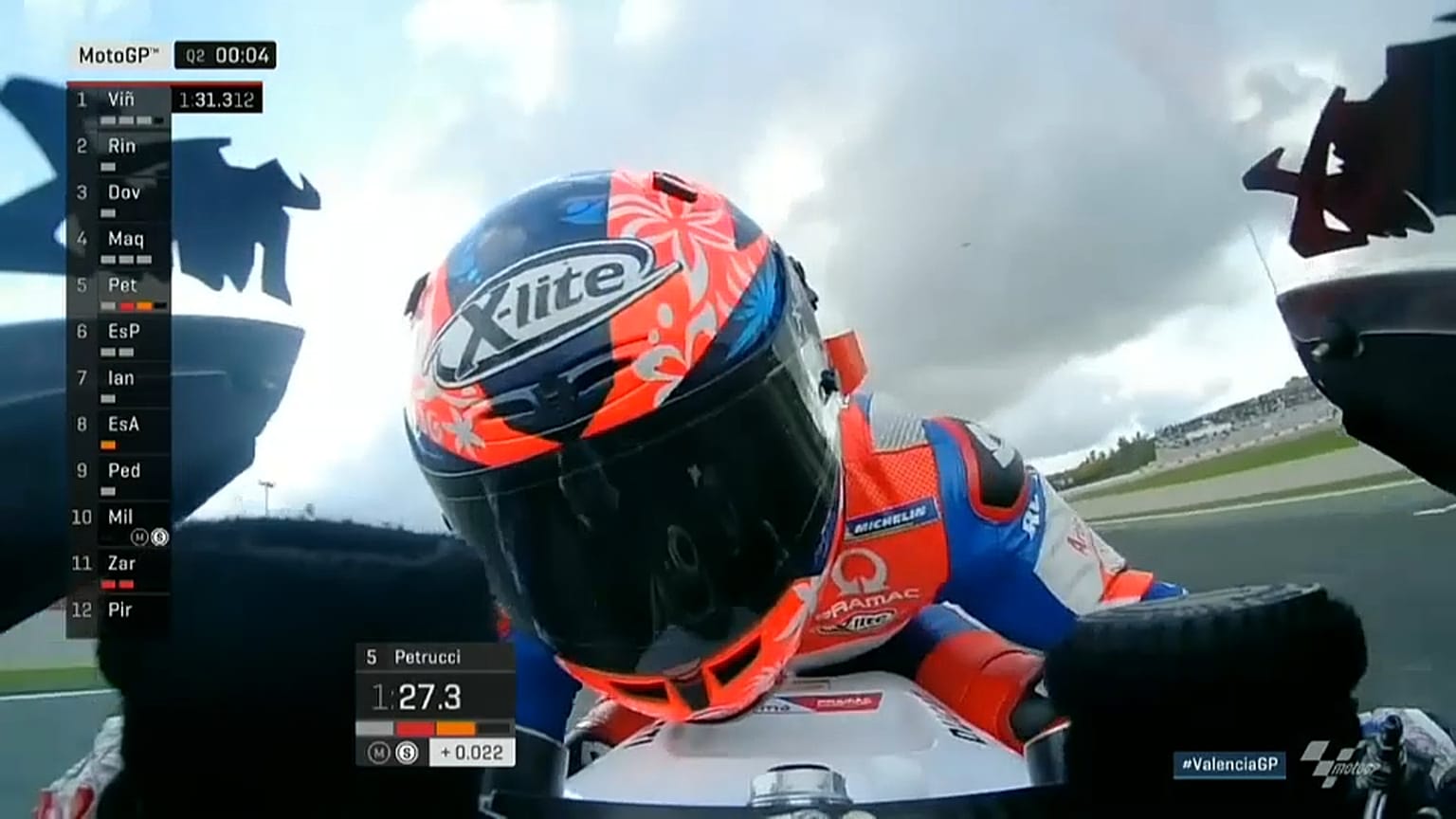 MotoGP Valencia: Vinales in pole, cade Marquez ma si piazza quinto