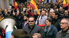 3 FEMEN stürmen Franco-Gedenkveranstaltung