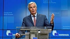 Brexit : Ébullition à Londres, flegme à Bruxelles